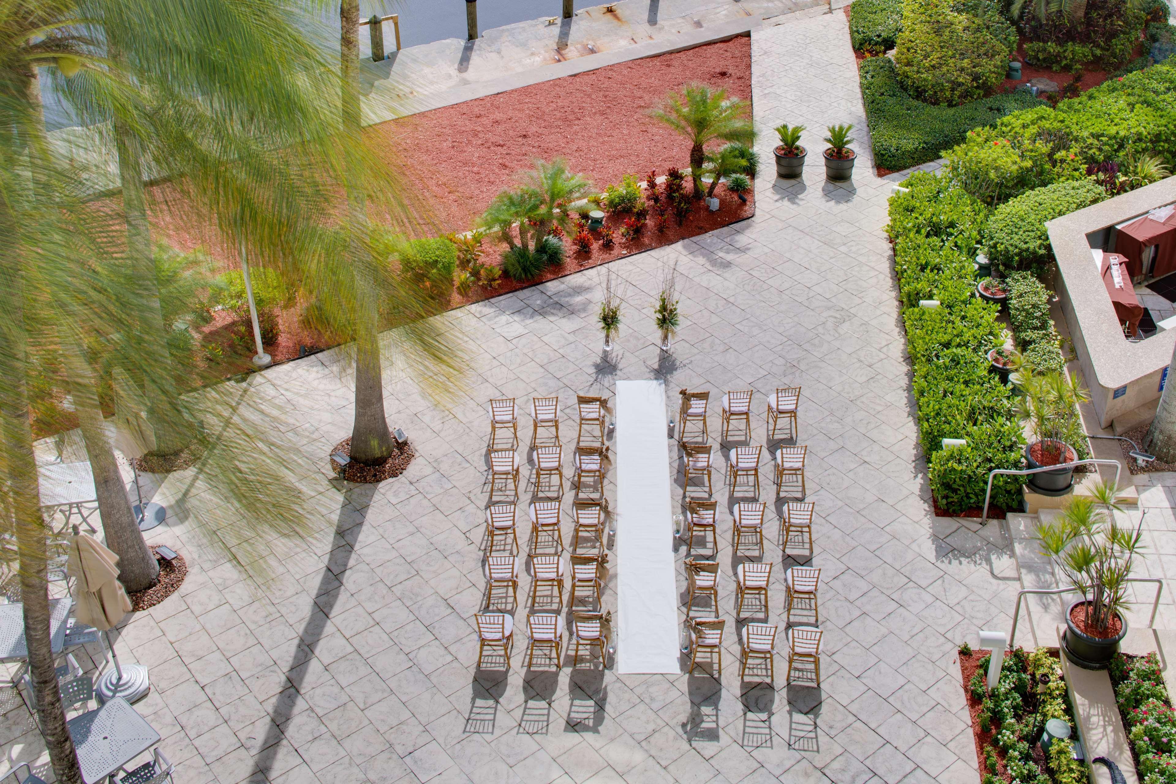 Gallery One - A Doubletree Suites By Hilton Hotel Fort Lauderdale Bagian luar foto