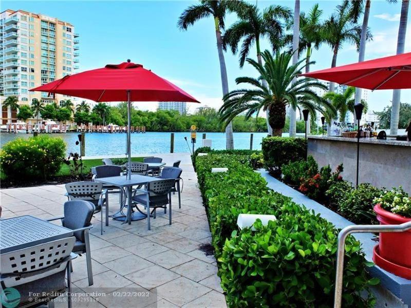 Gallery One - A Doubletree Suites By Hilton Hotel Fort Lauderdale Bagian luar foto
