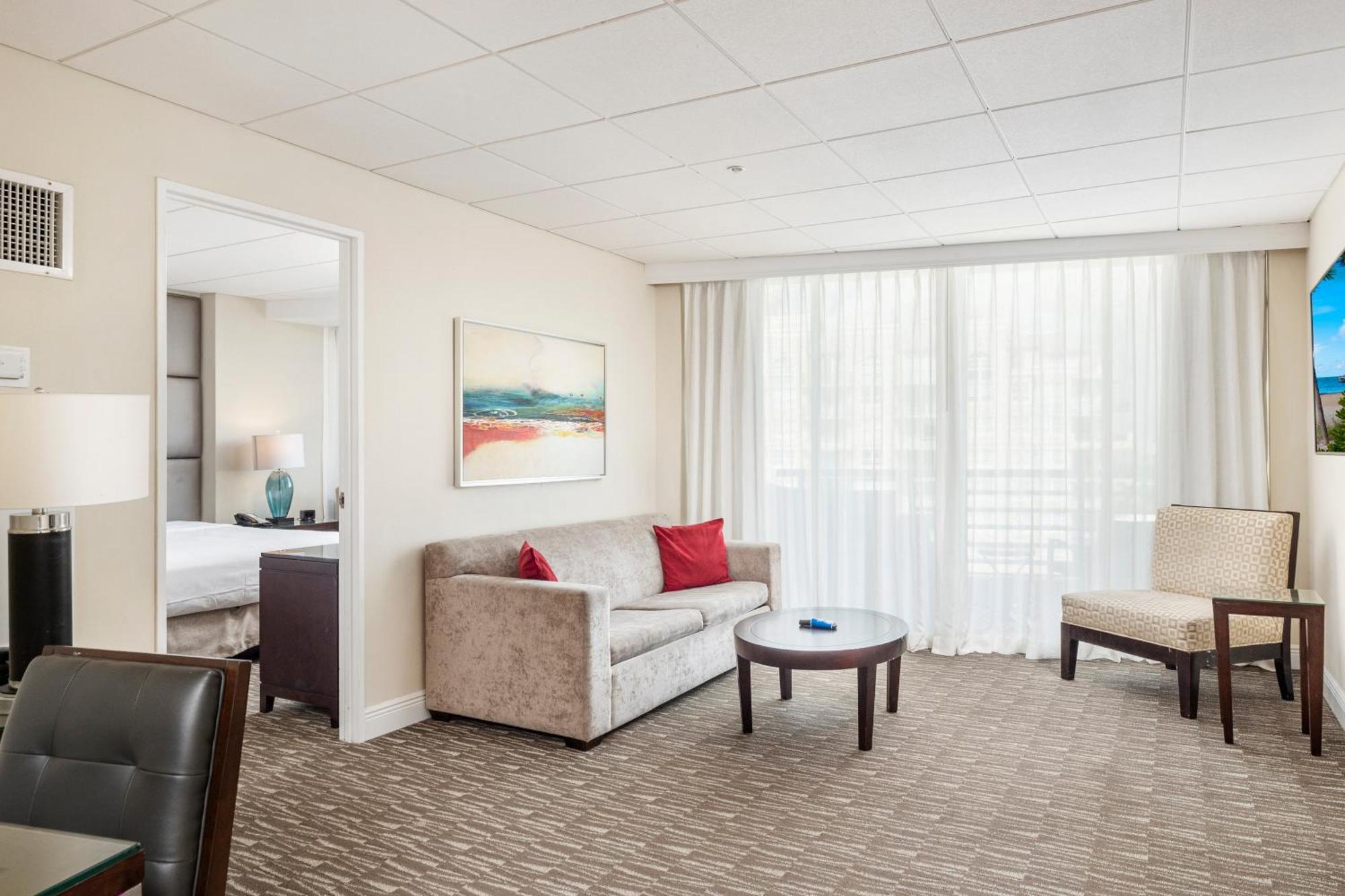 Gallery One - A Doubletree Suites By Hilton Hotel Fort Lauderdale Bagian luar foto