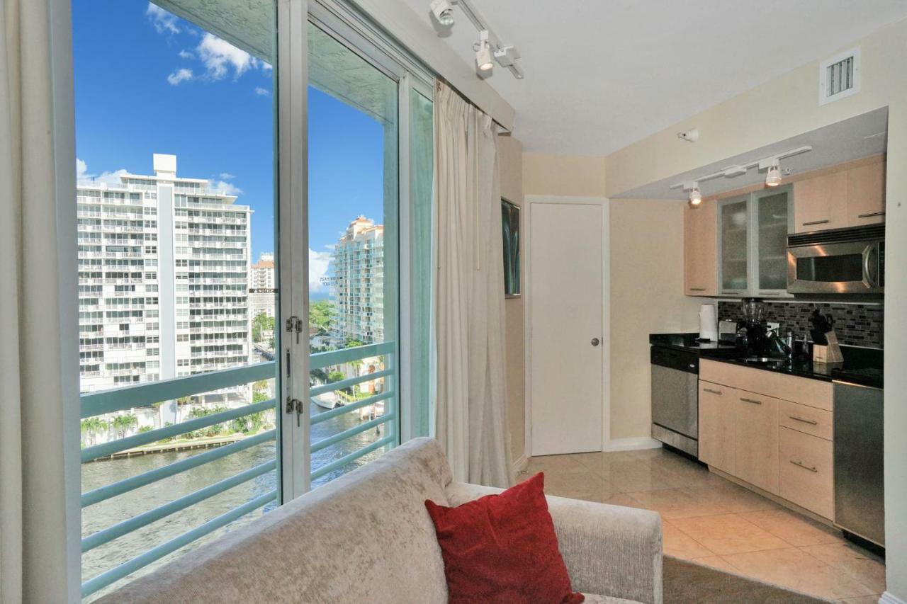 Gallery One - A Doubletree Suites By Hilton Hotel Fort Lauderdale Bagian luar foto